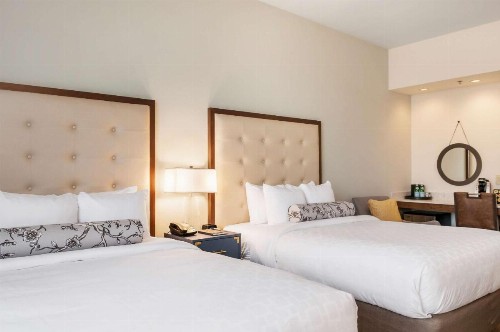 St Charles Coach House Ascend Hotel Collection - image 3
