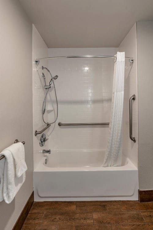 St Charles Coach House Ascend Hotel Collection - image 36