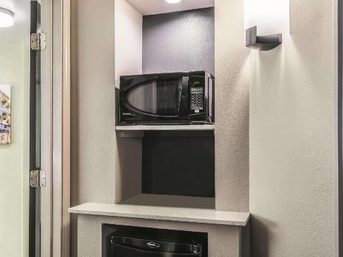 La Quinta by Wyndham New Orleans Downtown - image 10