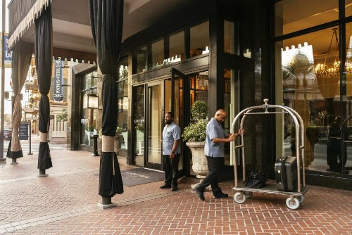 Loews New Orleans Hotel - image 4