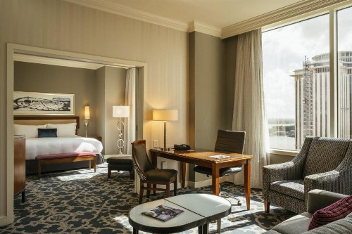 Loews New Orleans Hotel - image 40