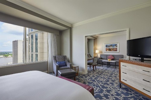 Loews New Orleans Hotel - image 41