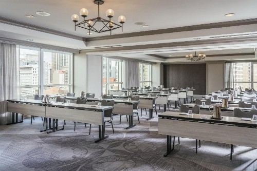 Loews New Orleans Hotel - image 8