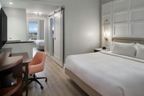 Courtyard by Marriott New Orleans French Quarter/Iberville - image 10