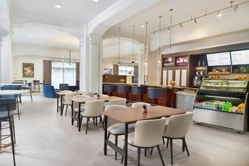 Courtyard by Marriott New Orleans French Quarter/Iberville - image 25
