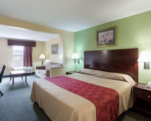Econo Lodge New Orleans - image 9