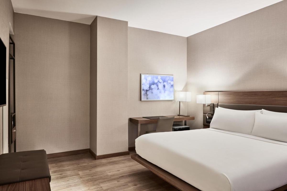AC Hotel by Marriott New Orleans French Quarter - image 4