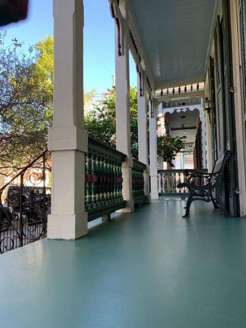 Garden District Bed and Breakfast - image 19