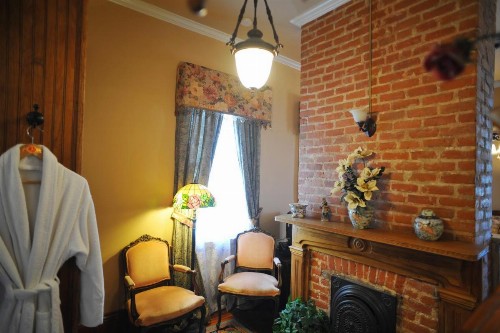 HH Whitney House - A Bed & Breakfast on the Historic Esplanade - image 26