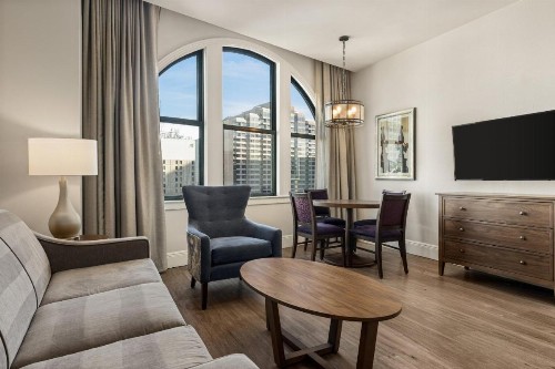 Wyndham La Belle Maison - image 25