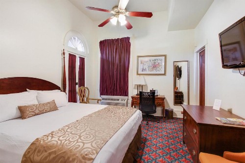 New Orleans Guest House - image 7