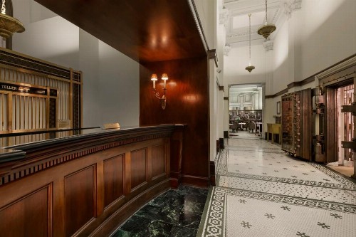 The Whitney Hotel - image 2