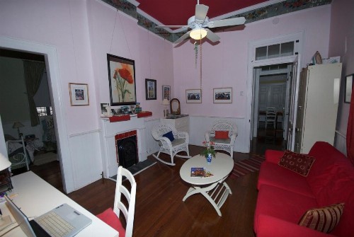 The Burgundy Bed and Breakfast - image 12