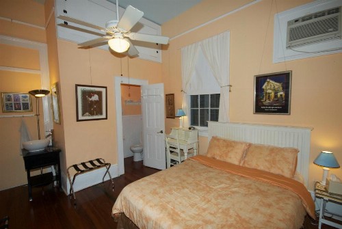 The Burgundy Bed and Breakfast - image 17