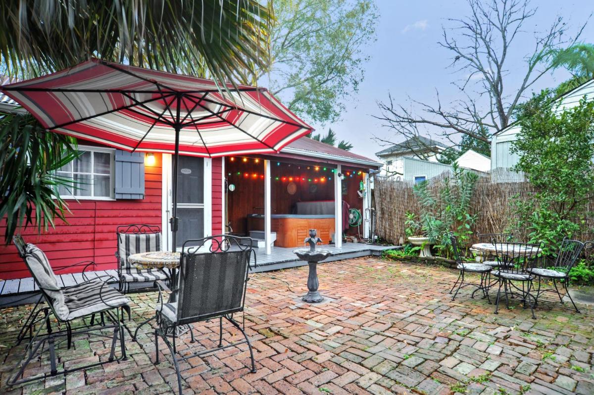 The Burgundy Bed and Breakfast - image 2