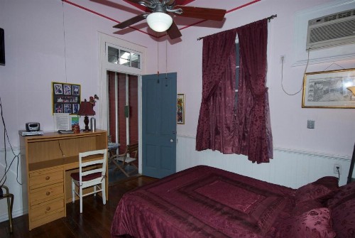 The Burgundy Bed and Breakfast - image 27