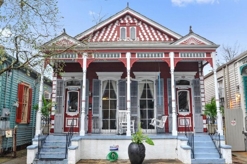 The Burgundy Bed and Breakfast - image 4
