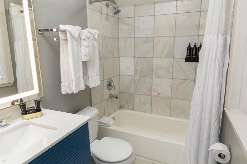 Inn on Ursulines a French Quarter Guest Houses Property - image 5