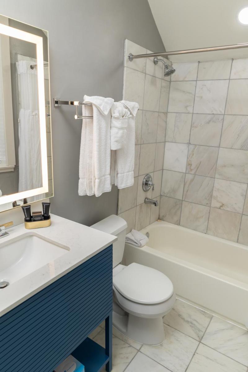 Inn on Ursulines a French Quarter Guest Houses Property - image 7