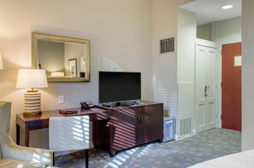 Omni Riverfront New Orleans - image 32