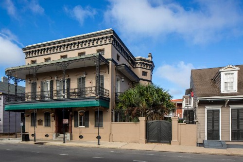 New Orleans Courtyard Hotel - image 19