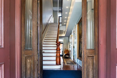 New Orleans Courtyard Hotel - image 2