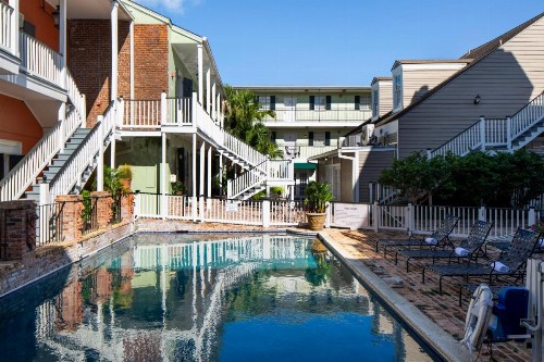 New Orleans Courtyard Hotel - image 21