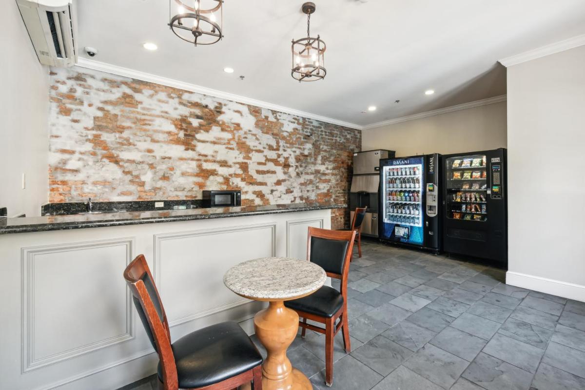 French Market Inn - image 6