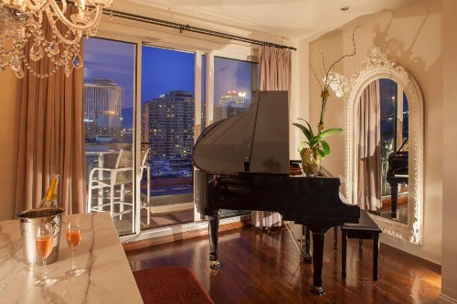 International House Hotel - image 16