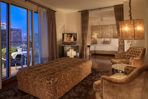 International House Hotel - image 19
