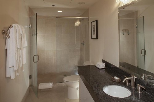 International House Hotel - image 27