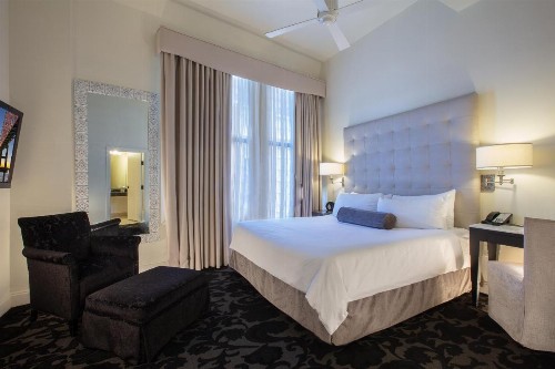 International House Hotel - image 32
