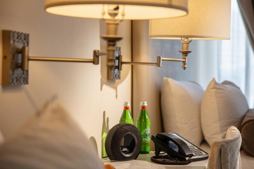 International House Hotel - image 35