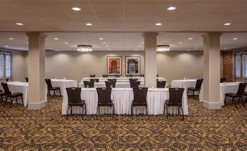 Holiday Inn Hotel French Quarter-Chateau Lemoyne an IHG Hotel - image 14