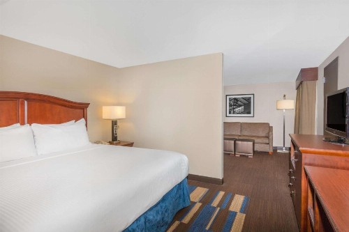Wyndham New Orleans French Quarter - image 23