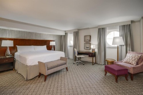 Astor Crowne Plaza New Orleans French Quarter Corner of Bourbon and Canal - image 22