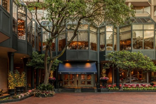 Windsor Court Hotel - image 3
