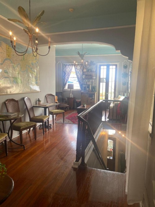 Balcony Guest House - image 11