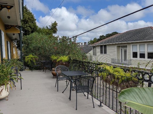 Balcony Guest House - image 17