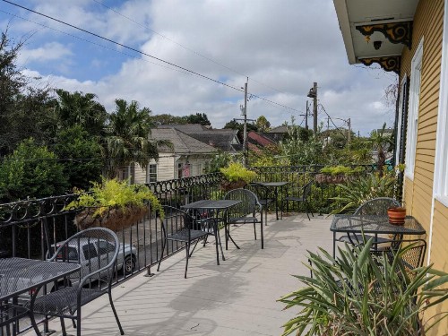 Balcony Guest House - image 38