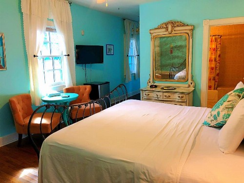 Creole Gardens Guesthouse and Inn - image 14