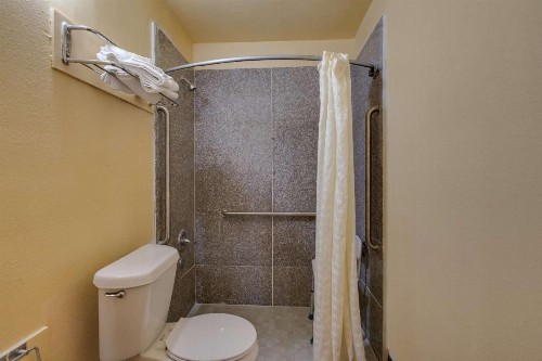 Relax Inn and Suites New Orleans - image 15