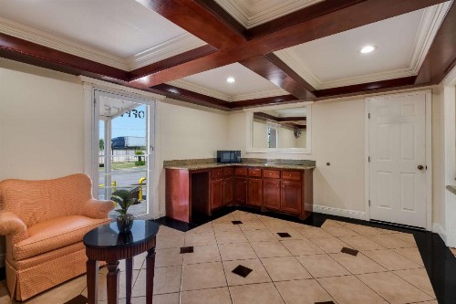 Relax Inn and Suites New Orleans - image 22