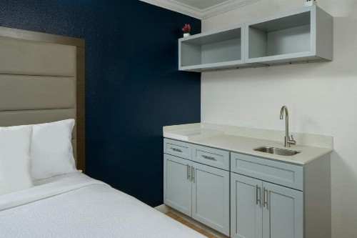 Best Western New Orleans East - image 10
