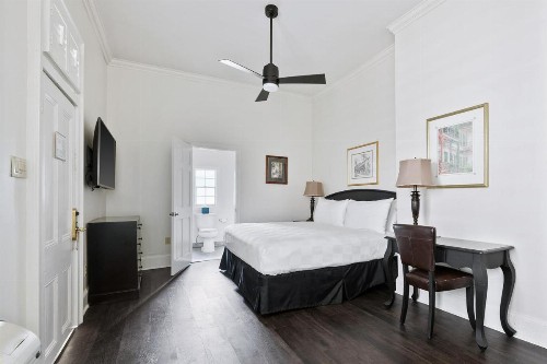 Historic Streetcar Inn - image 16
