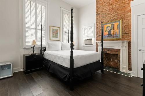 Historic Streetcar Inn - image 23