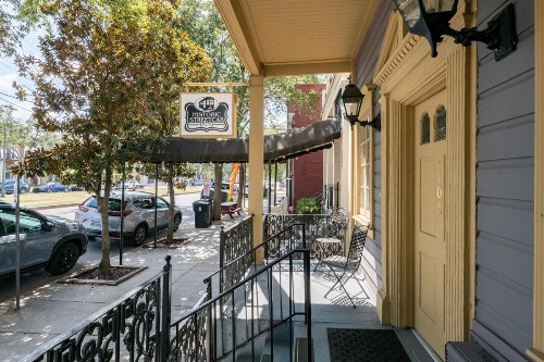 Historic Streetcar Inn - image 25