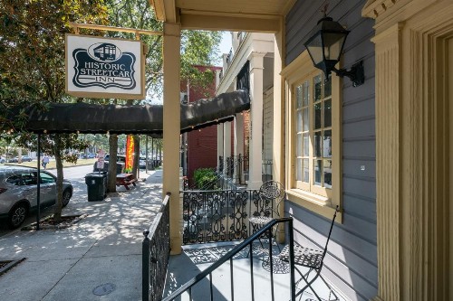 Historic Streetcar Inn - image 38