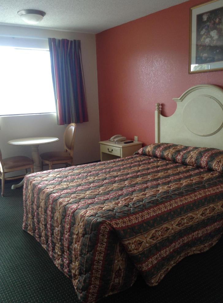 New Orleans Inn - image 6