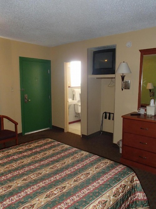 Royal Inn Of New Orleans - image 16